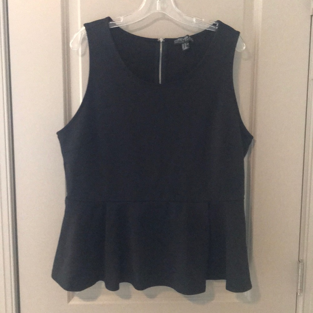 FOREVER 21 PLUS tank.